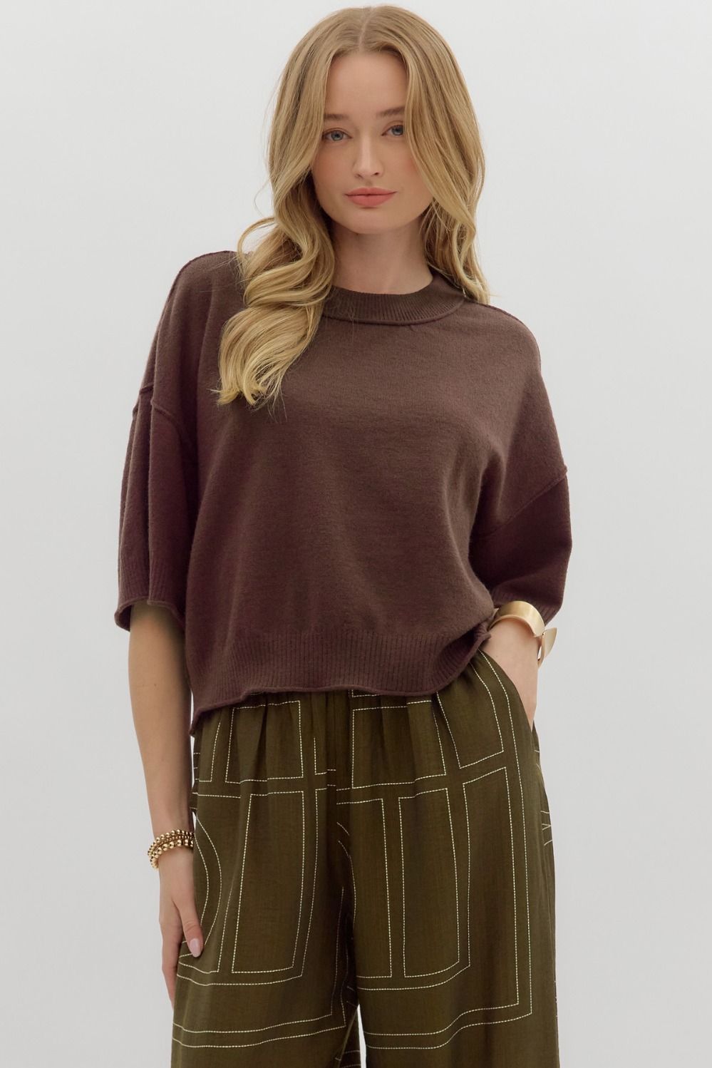 Brown 3/4 wide sleeve knit sleeve
