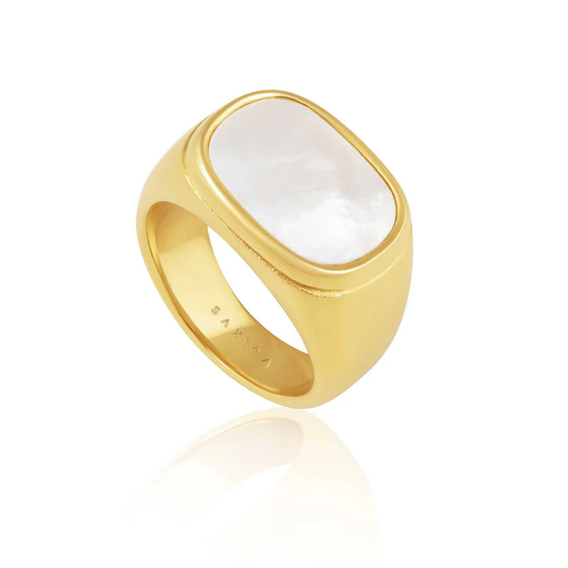 Sahira Mother of Pearl Signet Ring
