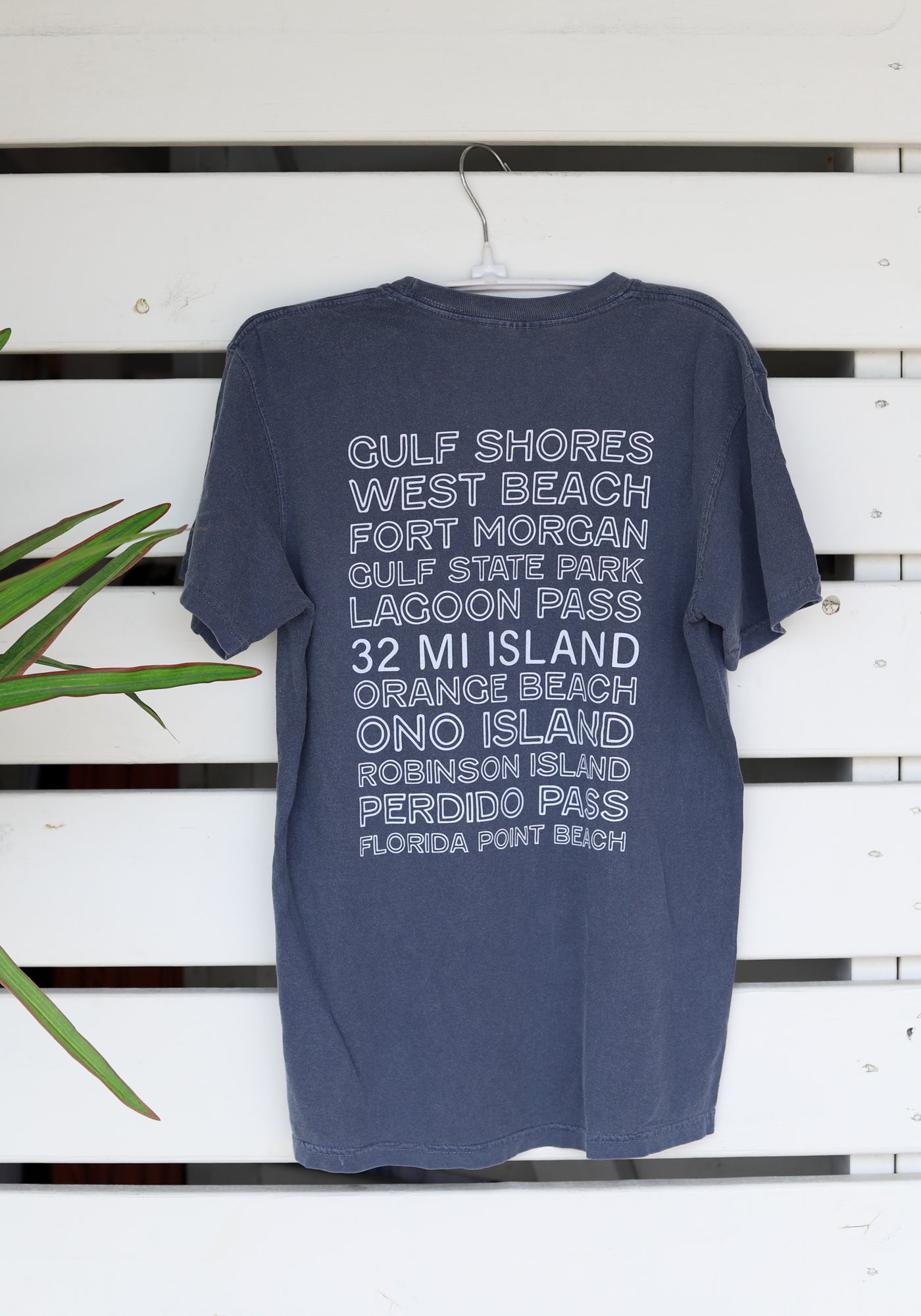 Hot Spot Locations Unisex 32 Mi Island Tee