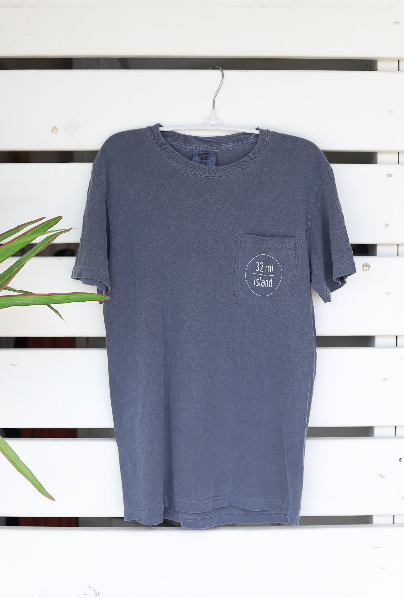 Hot Spot Locations Unisex 32 Mi Island Tee